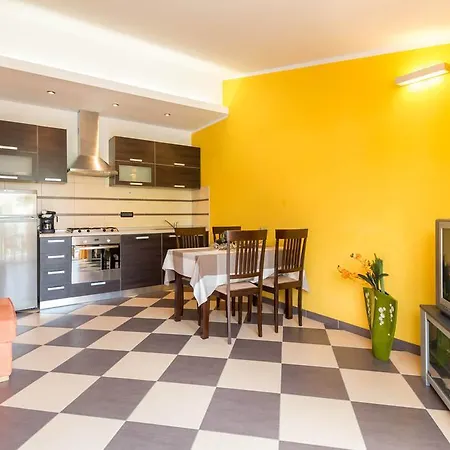 Appartamento Modern Milotic Pola