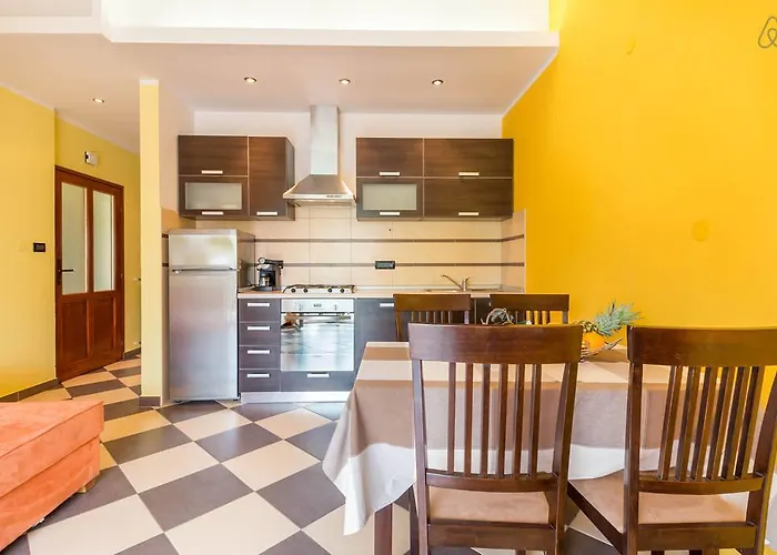 Modern Milotić Pula