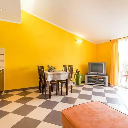 Lejlighed Modern Milotic *