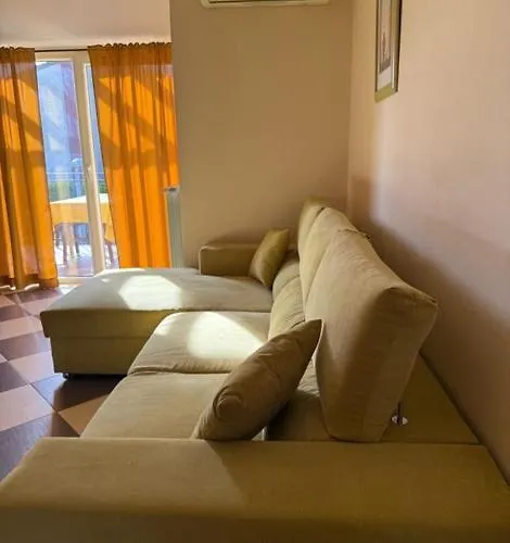 Apartment Modern Milotic